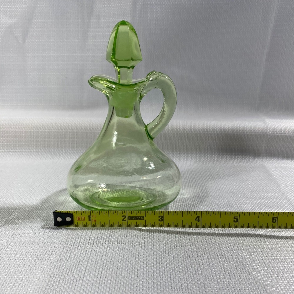 Vintage Uranium Glass Cruet with Stopper Green Vaseline Glass Pitcher UV Glow - Picture 7 of 7